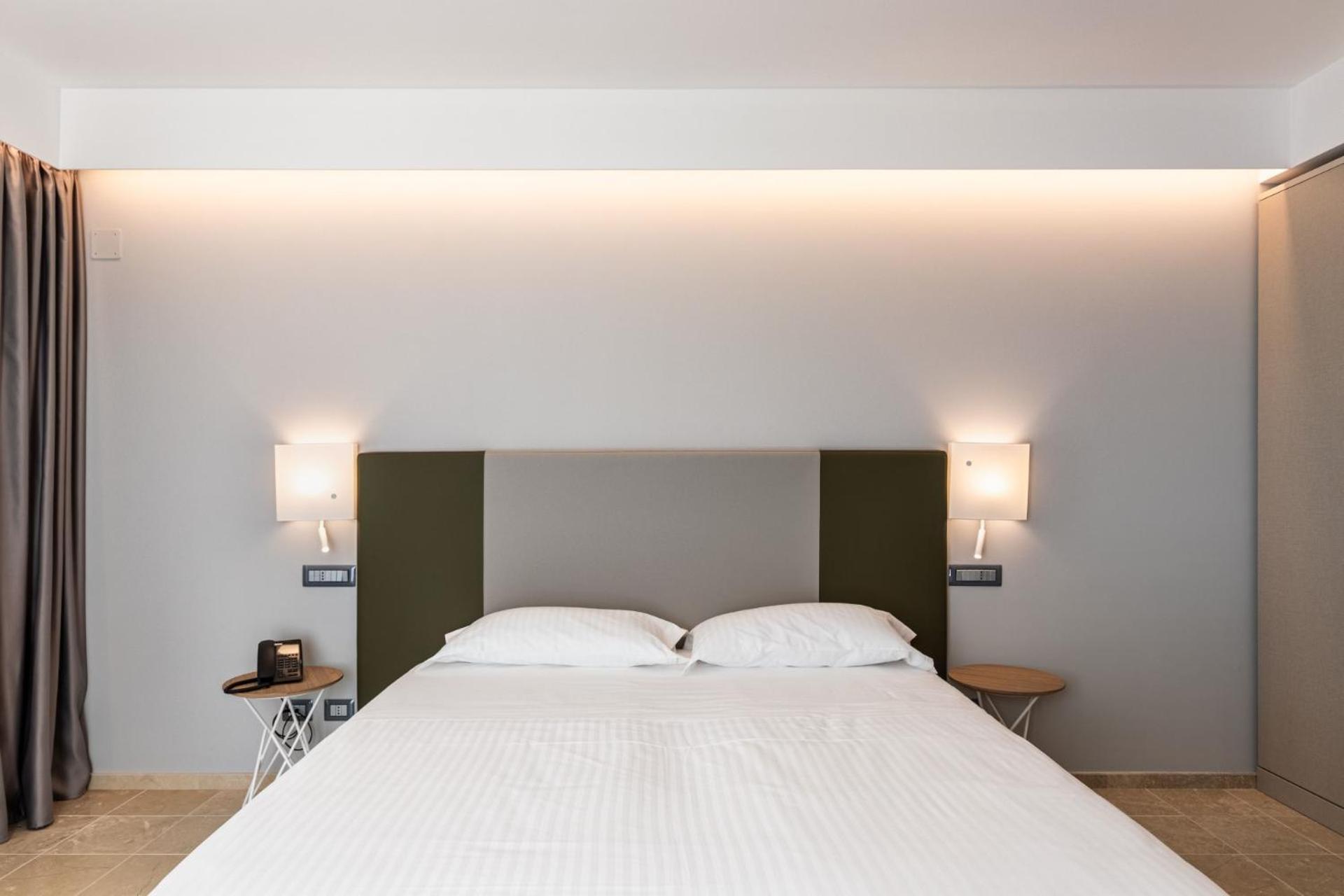 Hotel Netum Mare Lido di Noto Exterior photo