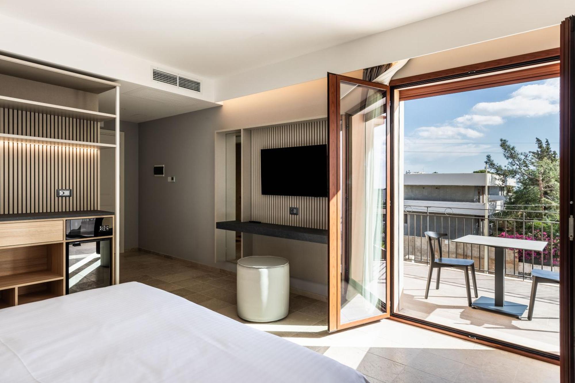 Hotel Netum Mare Lido di Noto Exterior photo